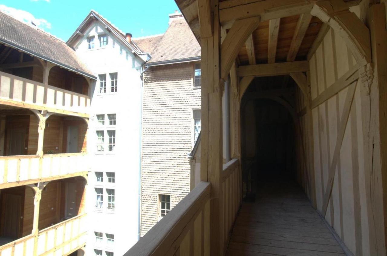Le Sacre Apartment
