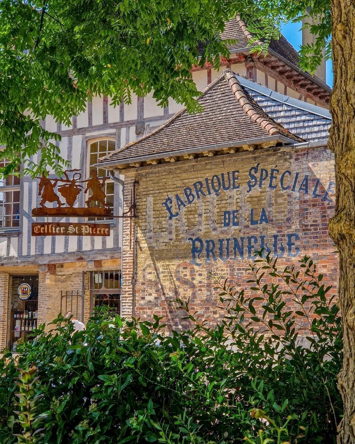 Le Sacre Apartment